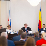 Депутаты донского парламента выступают за новые меры господдержки  креативных индустрий, промышленников и инвесторов